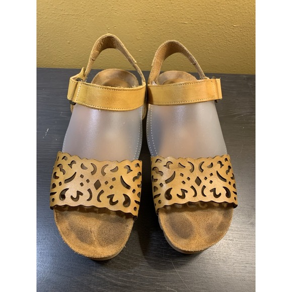 DORKING Tan Cut-Out Leather Quarter Strap Wedge Heel Sandals EUR 39≈ US 8.5 - Picture 2 of 12